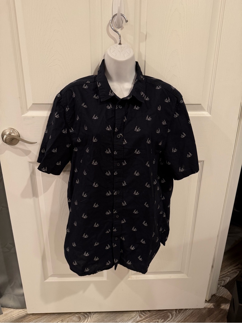 H&M Navy Short-Sleeve Button-Down Shirt with White Sailboat Print